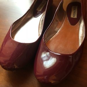Steve Madden Maroon Ballet Flats